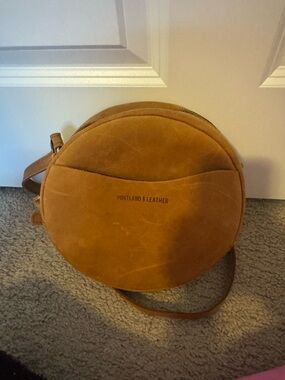Portland Leather Tan Circular Leather Crossbody